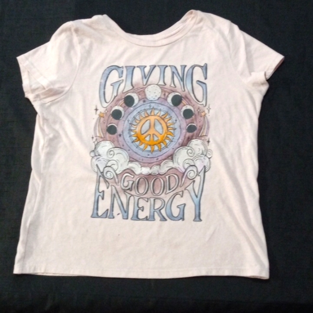 Color is a baby pink. Cute top for girls